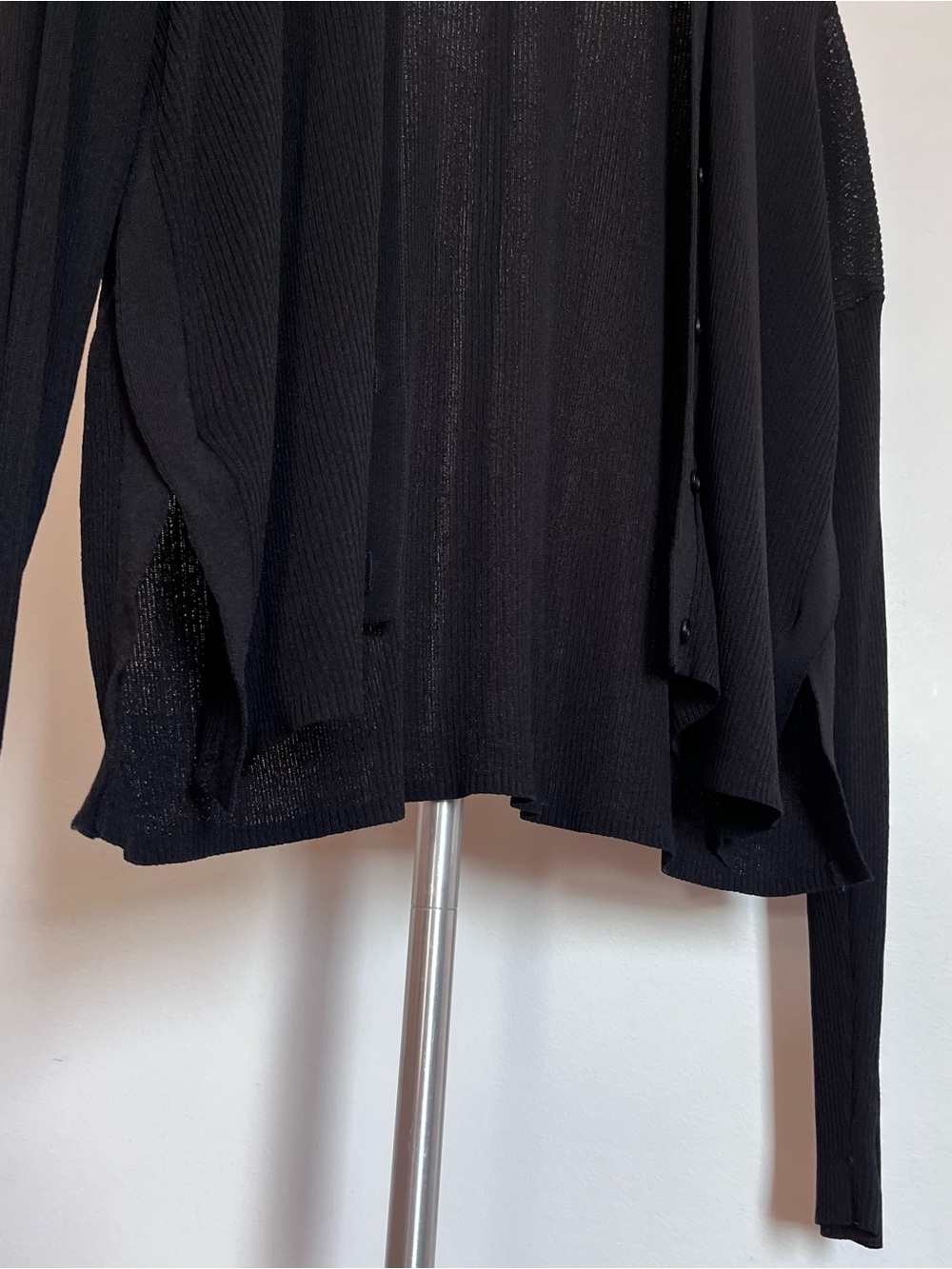 Babaton Black Open-Front Lightweight Cardigan - Picture 6 of 8
